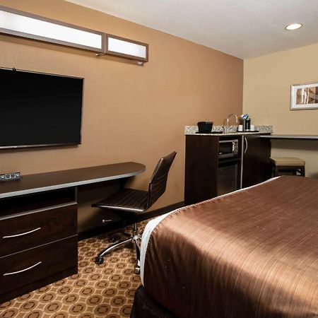 Microtel Inn And Suites Pecos Εξωτερικό φωτογραφία
