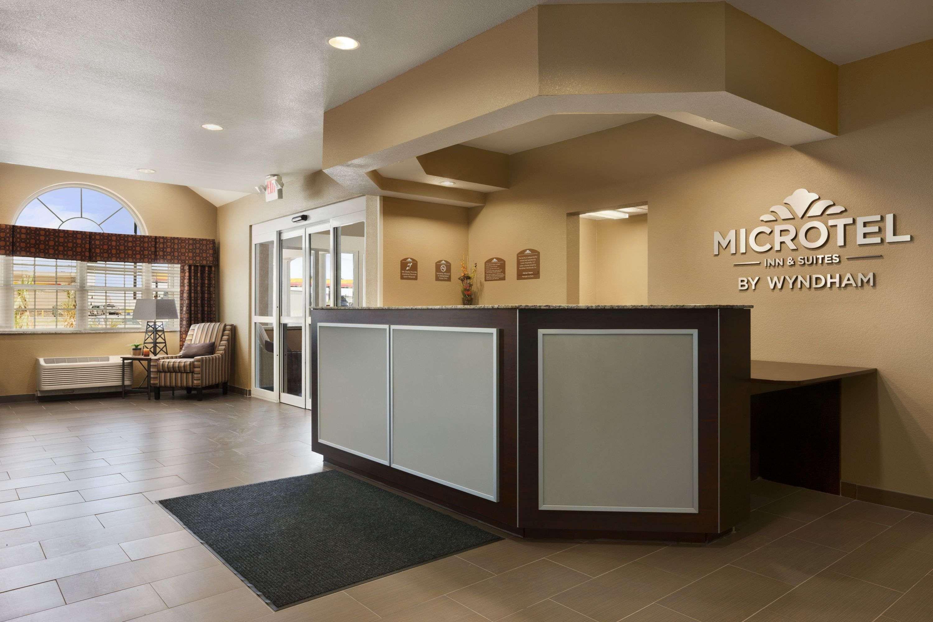 Microtel Inn And Suites Pecos Εξωτερικό φωτογραφία