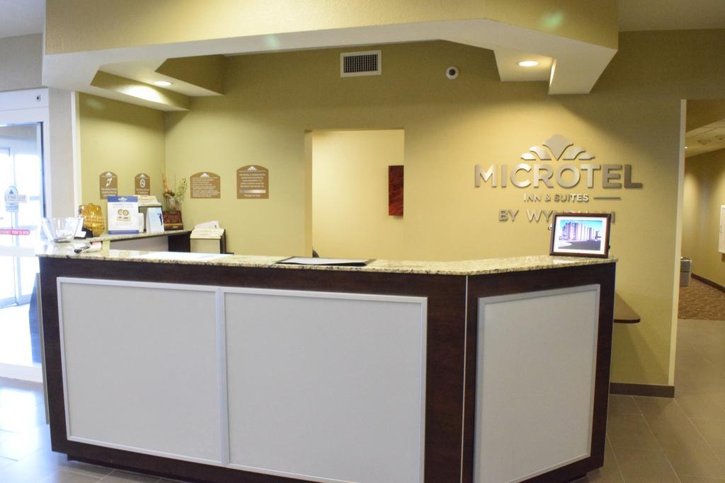 Microtel Inn And Suites Pecos Εξωτερικό φωτογραφία