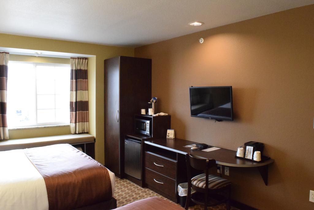 Microtel Inn And Suites Pecos Δωμάτιο φωτογραφία