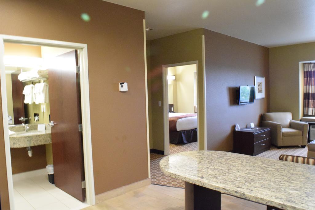 Microtel Inn And Suites Pecos Δωμάτιο φωτογραφία